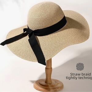 Foldable Woven Hat